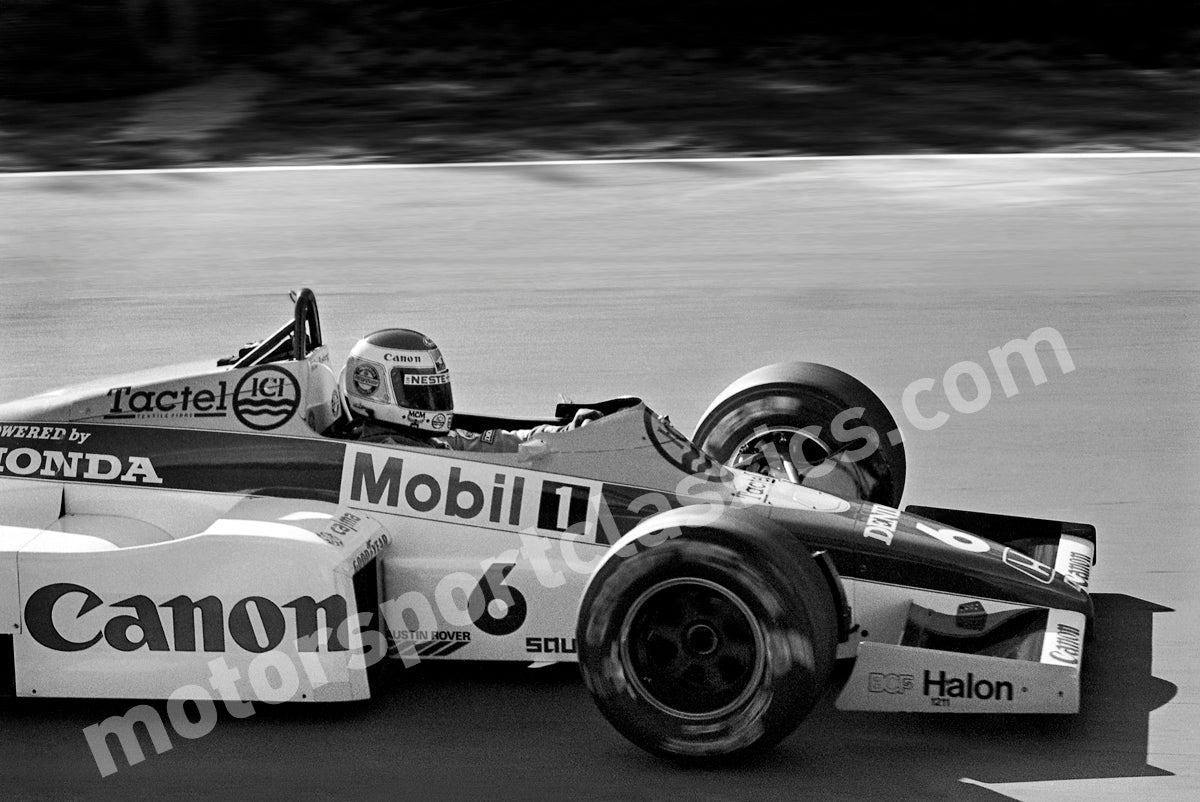 Keke Rosberg Williams 1985.   Code No 018.