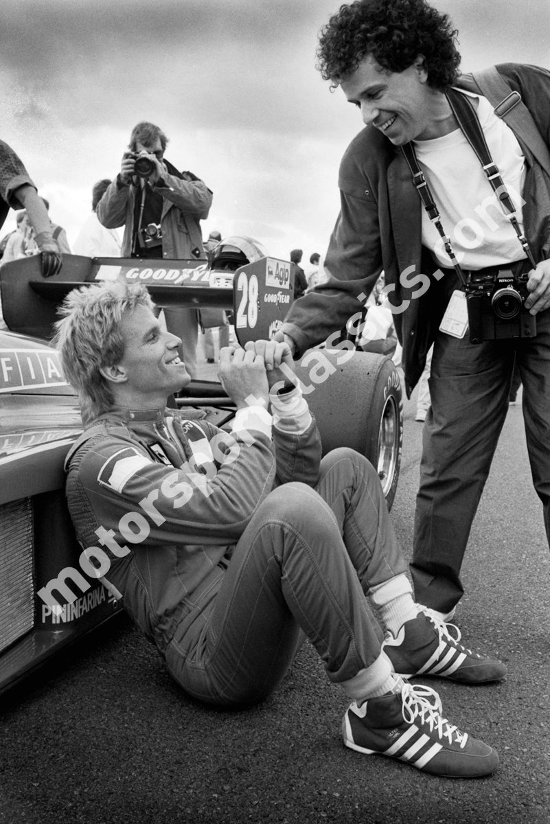 Stefan Johansson & Leo Sayer Silverstone 1985. Code No 051
